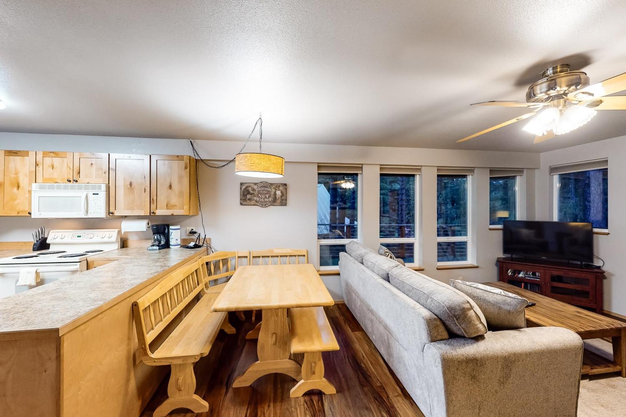 Towering Pines Cabin & Game Room Leavenworth Phòng bức ảnh